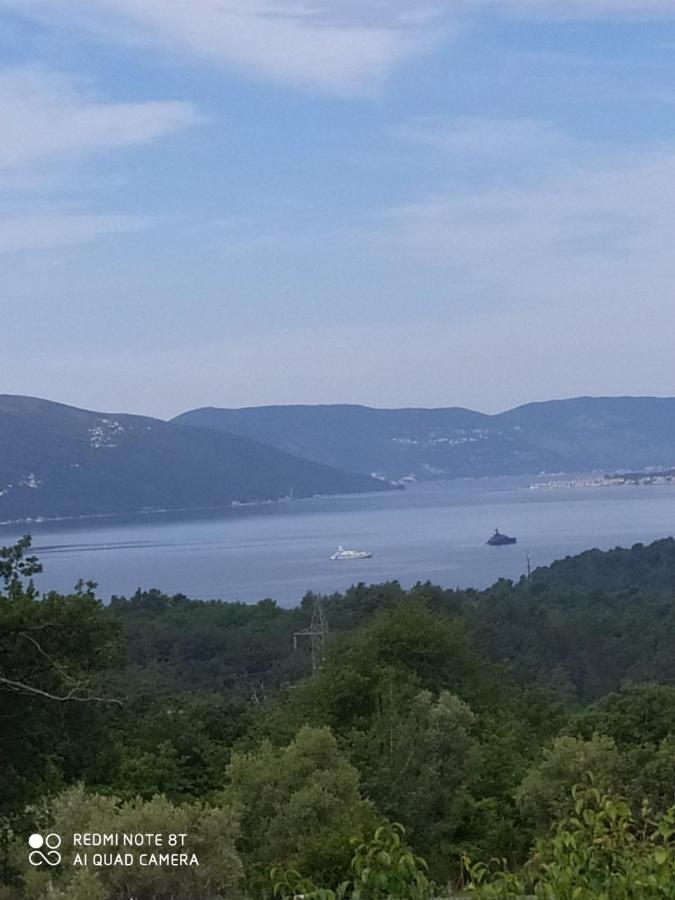 Apartmani Popovic V&A Tivat Kültér fotó