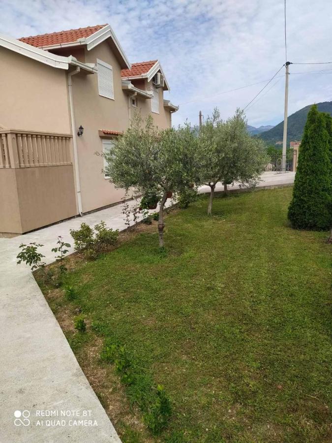 Apartmani Popovic V&A Tivat Kültér fotó