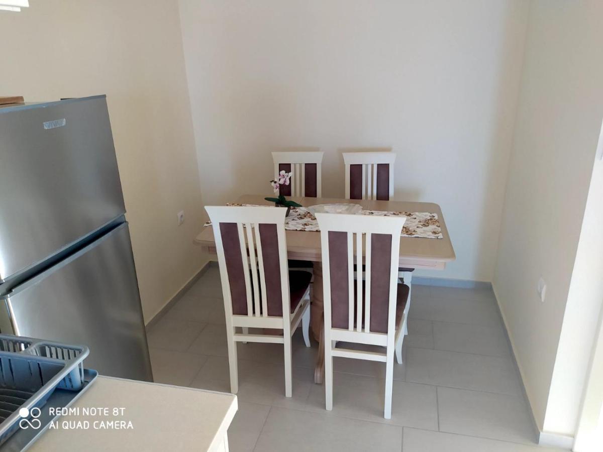 Apartmani Popovic V&A Tivat Kültér fotó