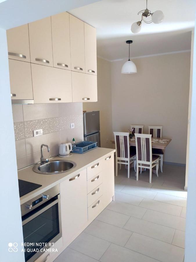 Apartmani Popovic V&A Tivat Kültér fotó