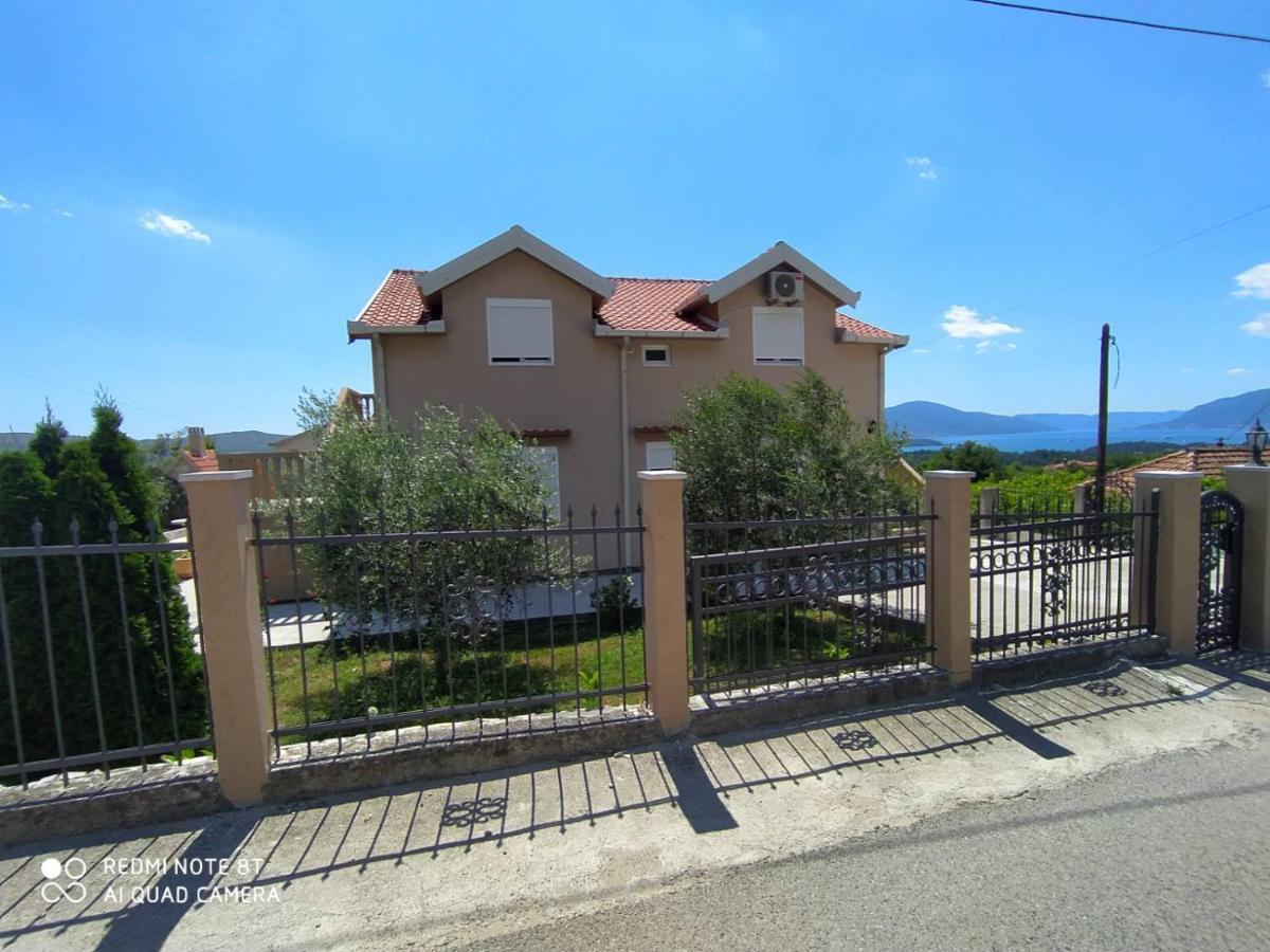Apartmani Popovic V&A Tivat Kültér fotó